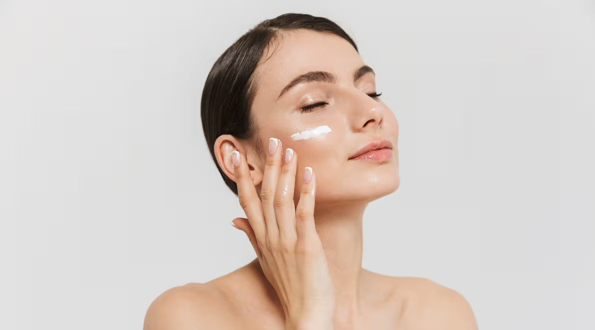 The Rise of Skin-Minimalism: Why 5-Product Routines Are the Future of Beauty in 2025